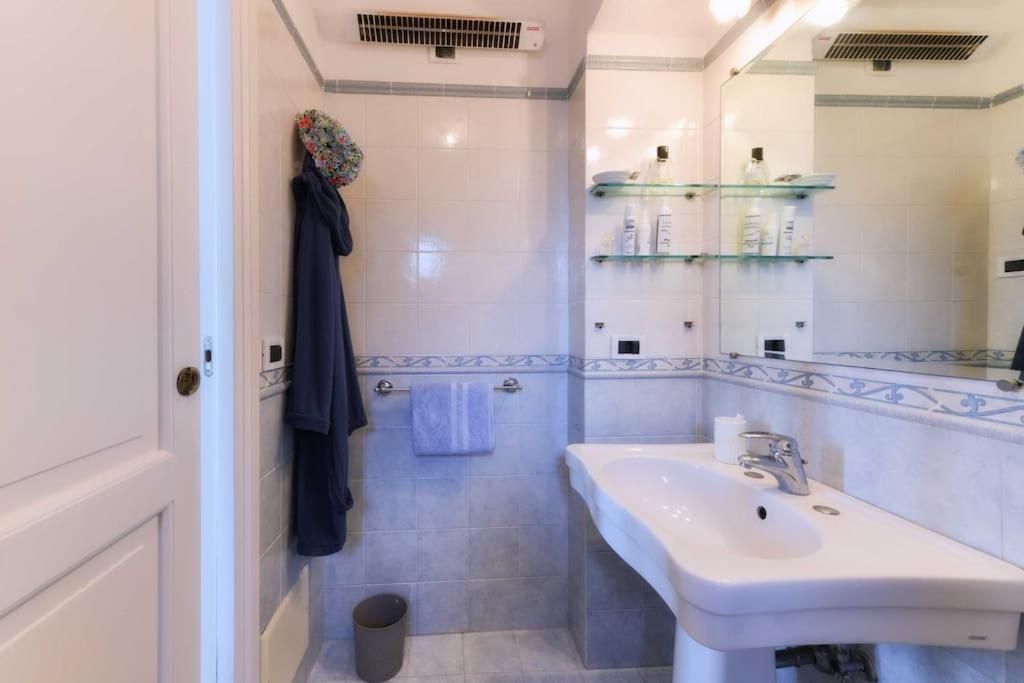 Casa Franca Appartamento Vista Mare كابري المظهر الخارجي الصورة